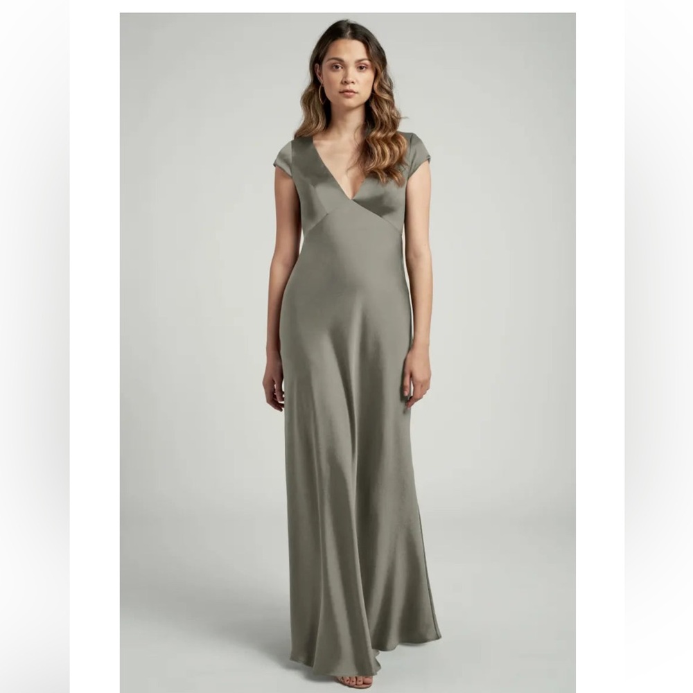 Jenny Yoo Courtney Satin Bridesmaid Dress Sage Green Maxi Gown Size 2